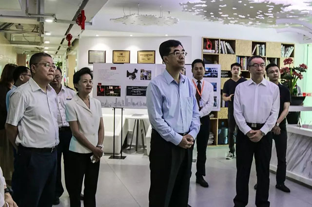 國家市場監管總局秦宜智副局長一行蒞臨絲路視覺